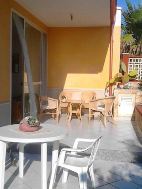 3 bedrooms house at Santa Maria del Focallo 800 m away from the beach with enclosed garden, Santa Maria Del Focallo